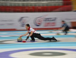 Curlingte final heyecanı